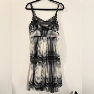Nautica Women’s Mini Dress Size 4 Flirty Cotton Black Striped Checkered